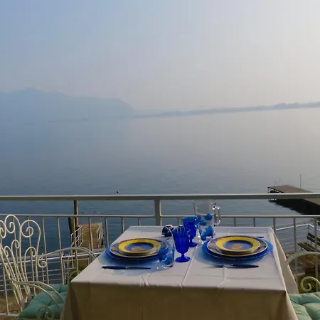 Anastasye Your Lakefront Vacation * Predore